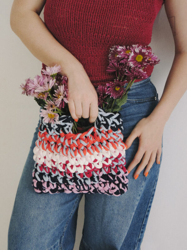 Crochet handbag - Image 4