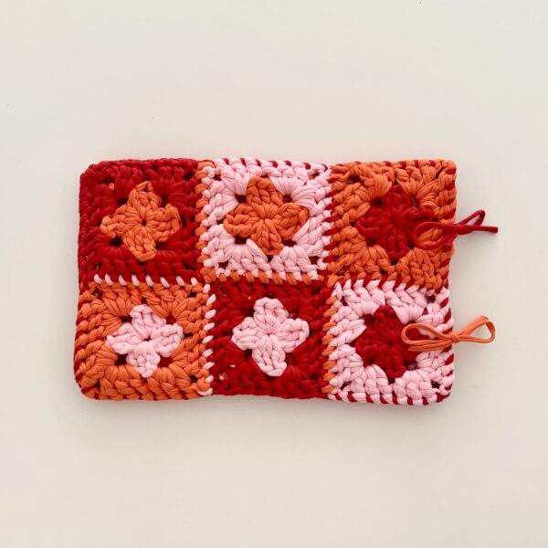 Patterned Crochet Laptop Case - Image 3