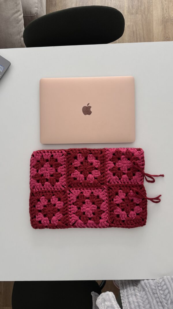 Patterned Crochet Laptop Case