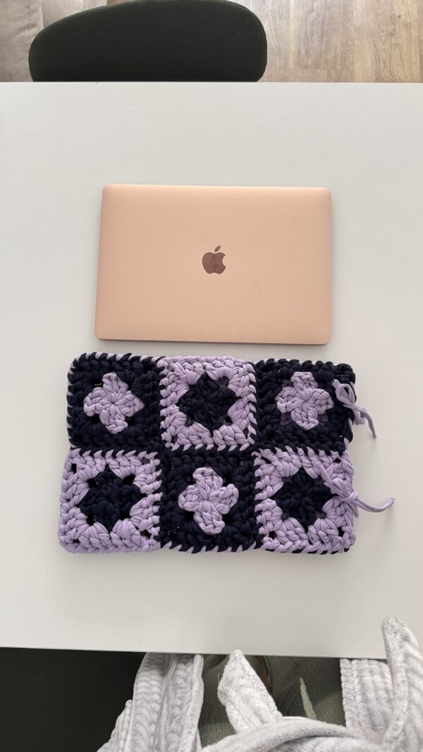 Patterned Crochet Laptop Case - Image 5